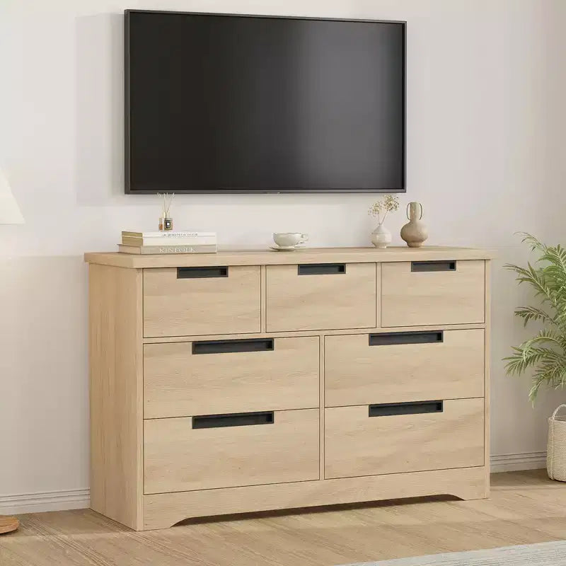 7 Drawer Dresser for Bedroom, Natural Modern Double Dresser Organizer with Embedded Handles Design, Wooden Chest of Drawers for Living Room
